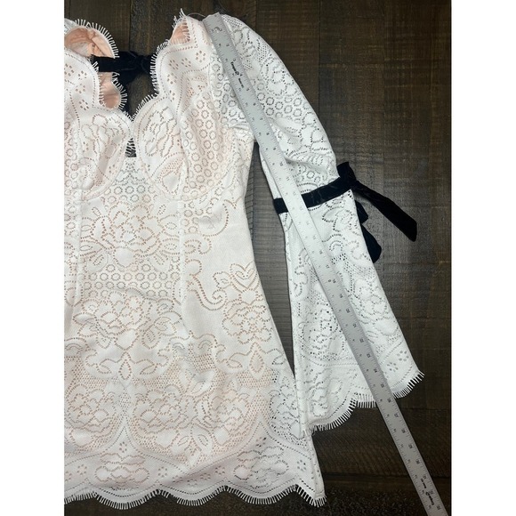 NWT For Love & Lemons Robe Mini Araceli Lace Dress, Size L - Picture 8 of 12